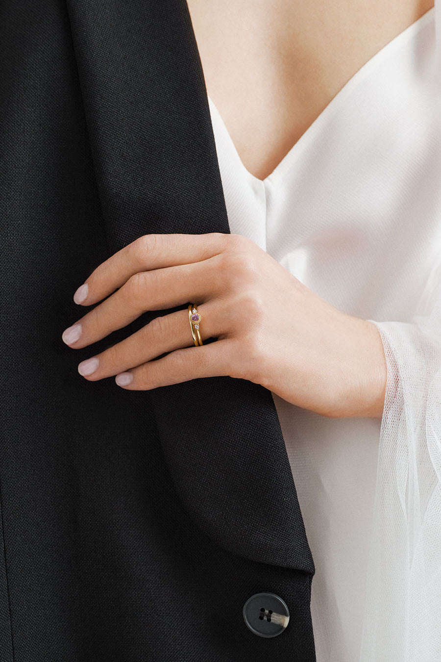 Kalevala Love Valittu valkokultainen timanttisormus 0,23ct