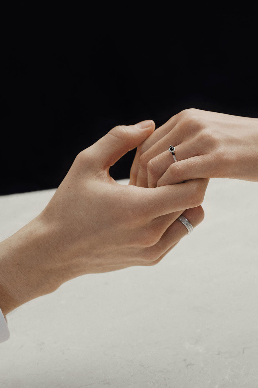 Kalevala Love Valittu valkokultainen timanttisormus 0,23ct