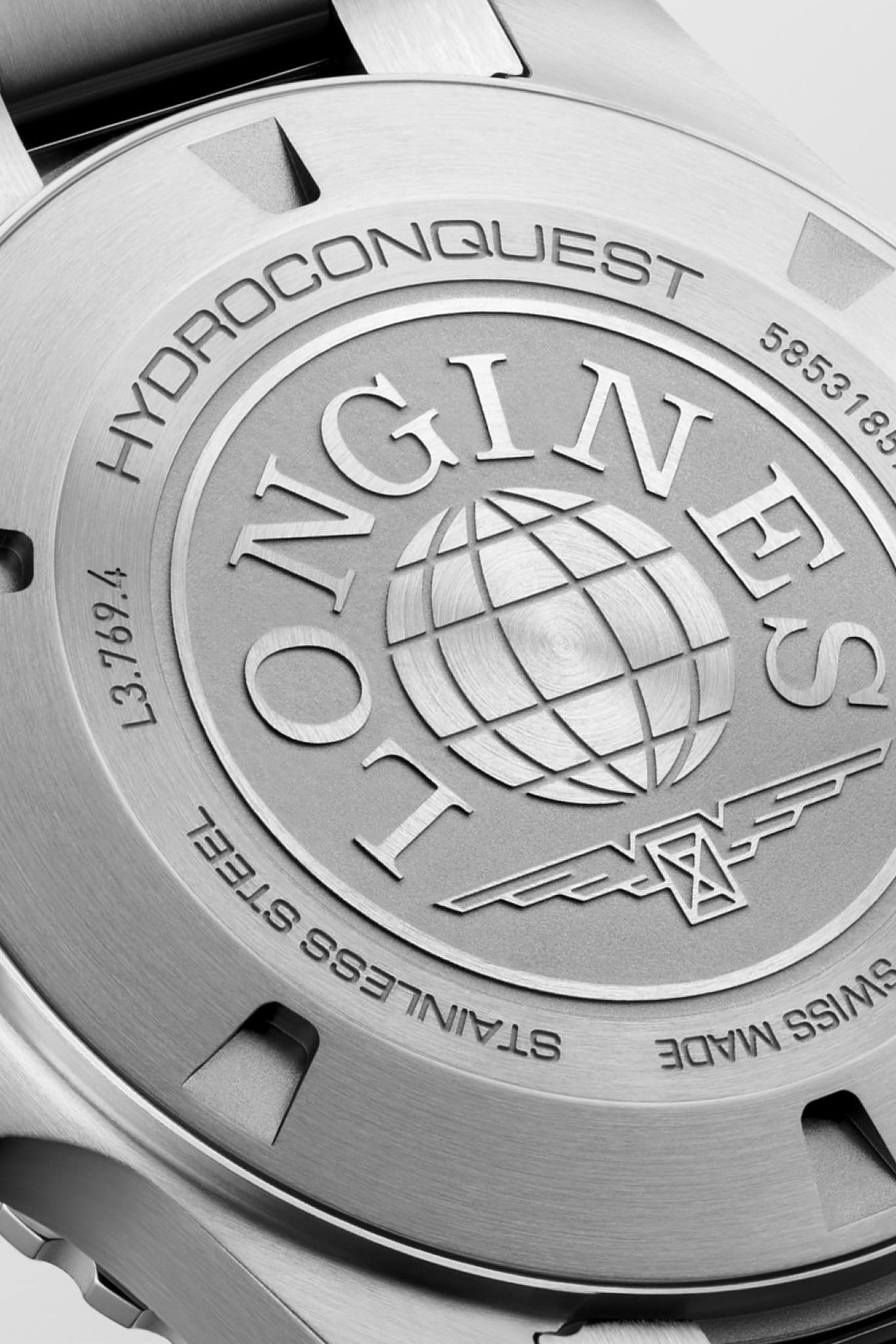 Longines Hydroconquest 42 Quartz rannekello L3.769.4.56.6