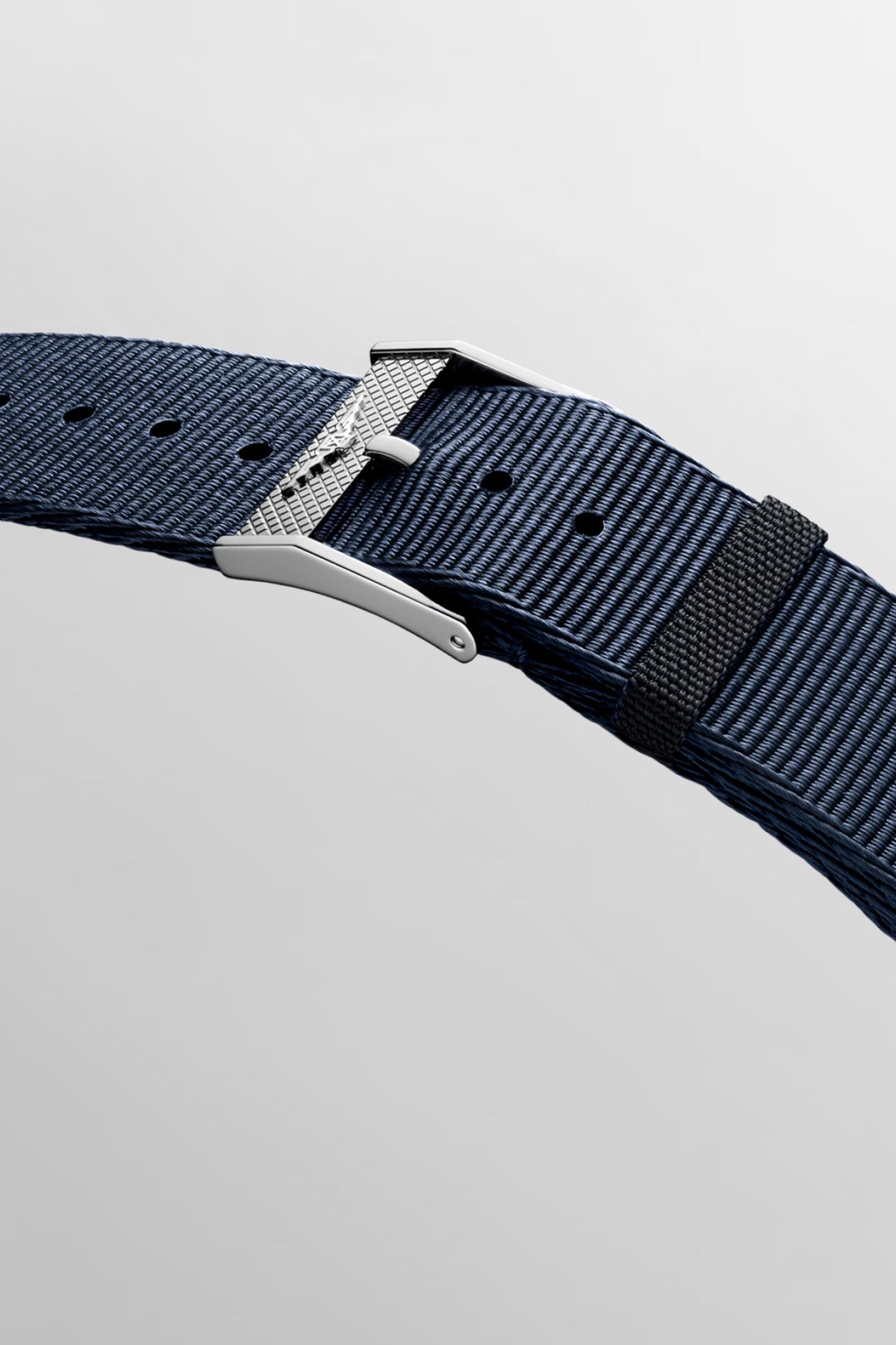 Longines Legend Diver 39 rannekello
