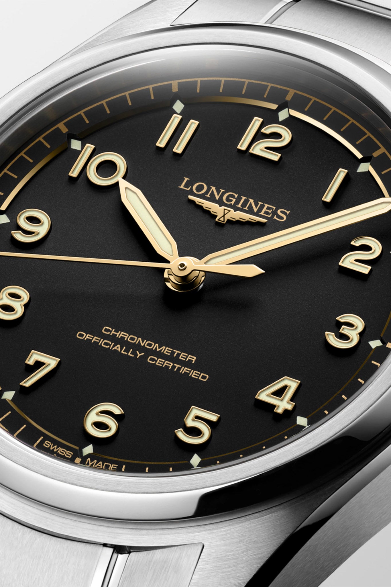 Longines Spirit Pilot 39 rannekello