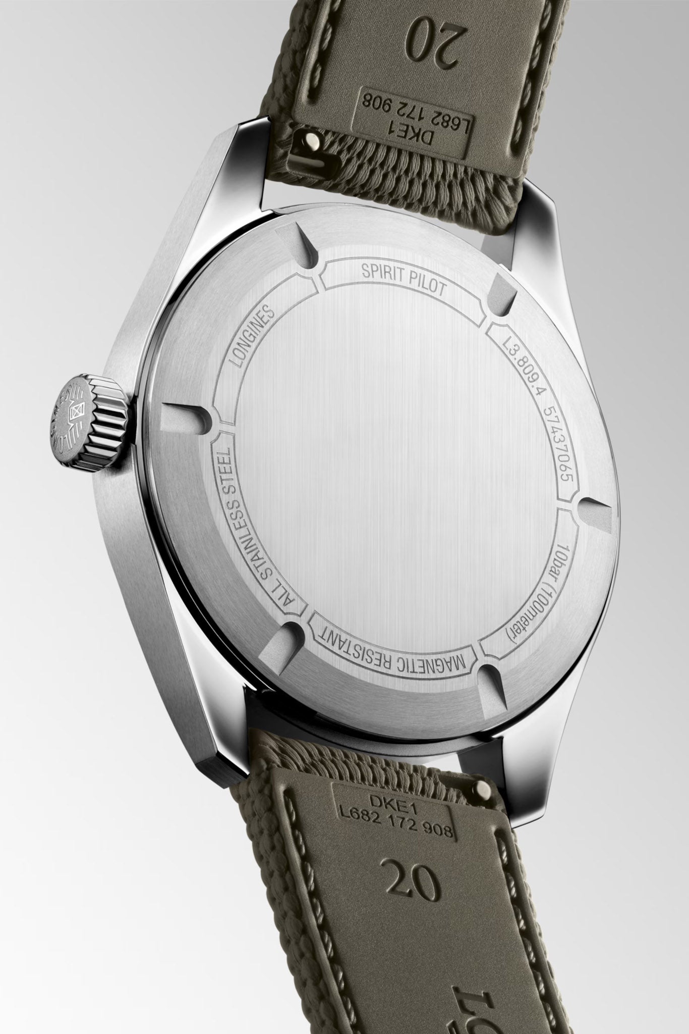 Longines Spirit Pilot 39 rannekello