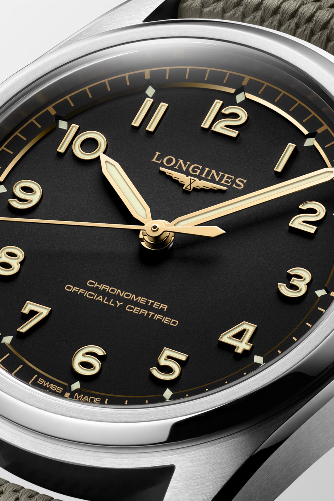 Longines Spirit Pilot 39 rannekello