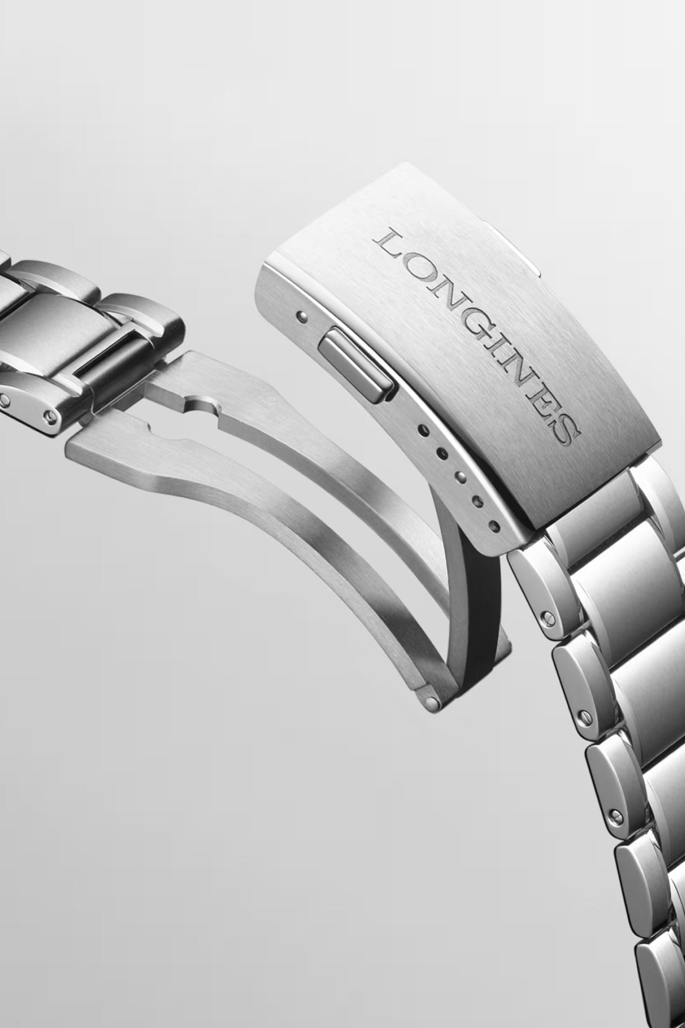 Longines Spirit Zulu Time 39 rannekello
