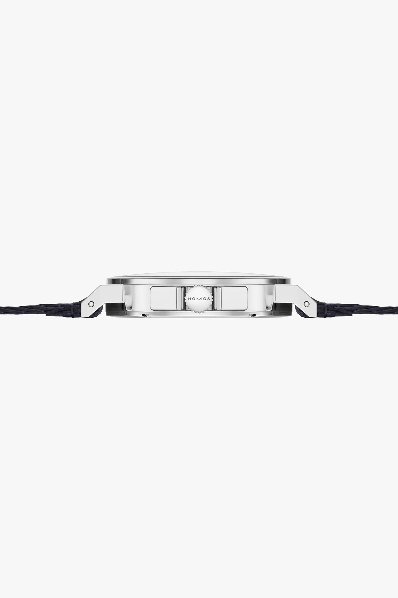 Nomos Glashütte Ahoi Neomatik Sky 36,3mm 568