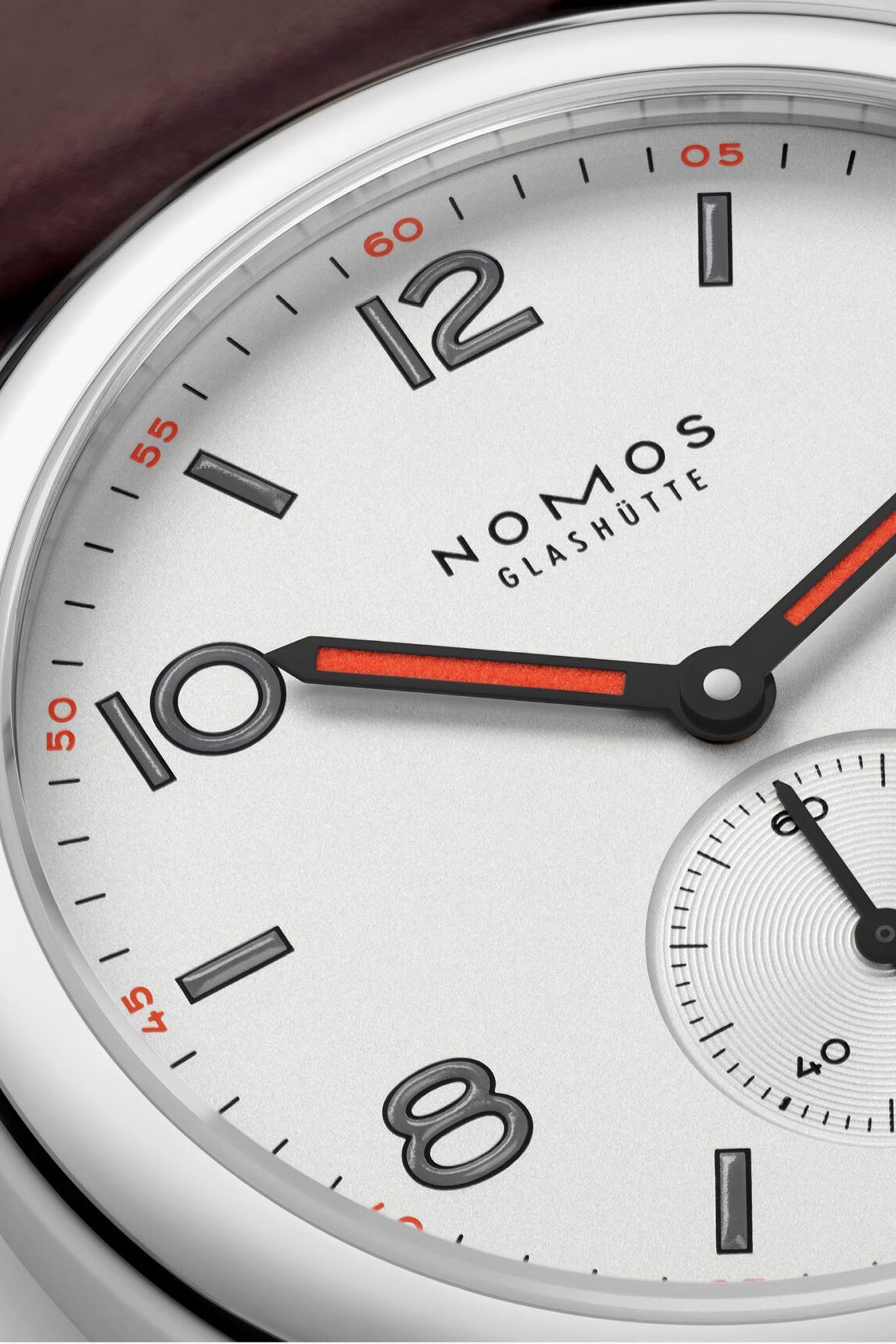 Nomos Glashütte Club rannekello