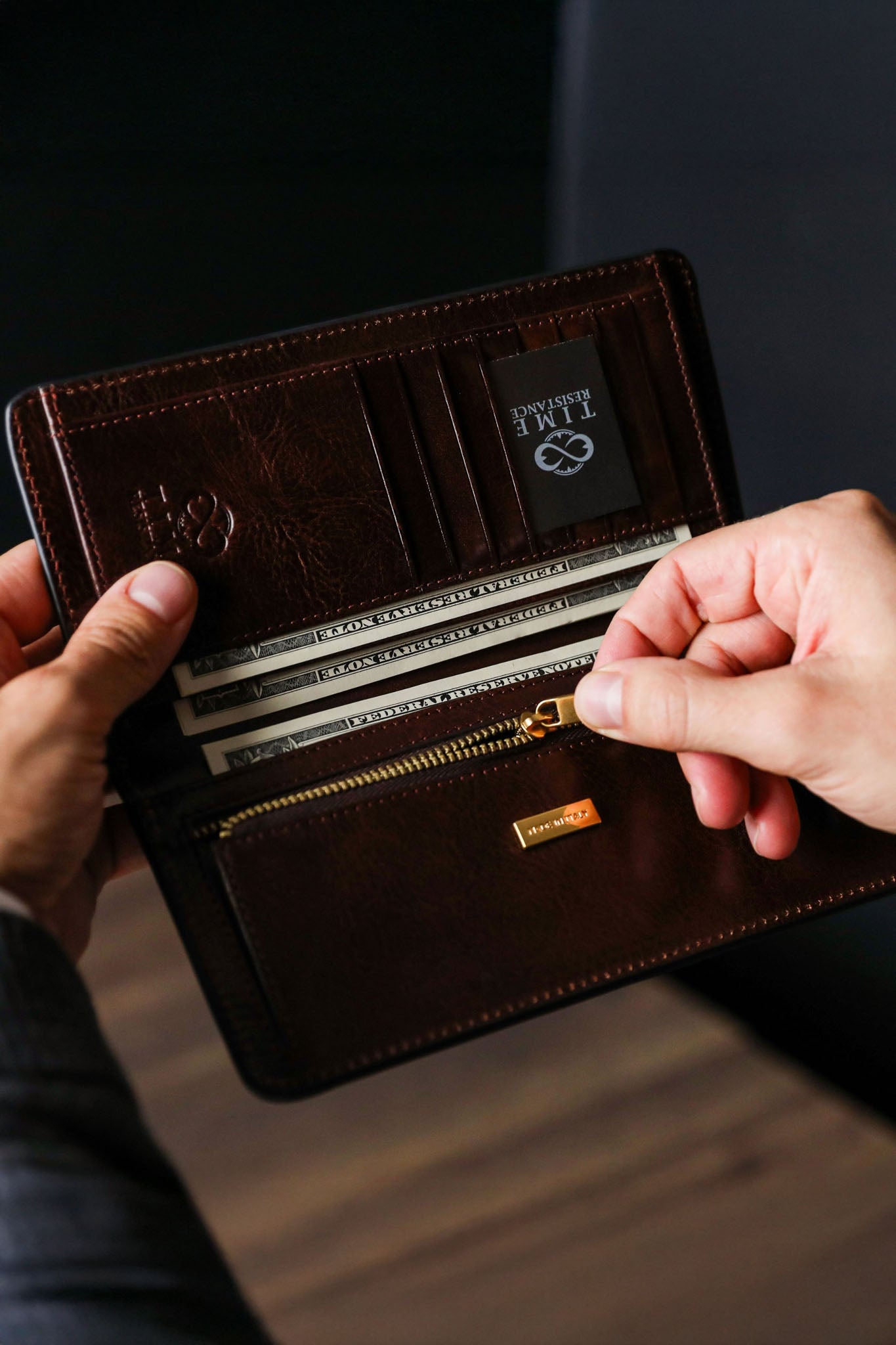 Time Resistance The Periodic Table, coat wallet lompakko, ruskea