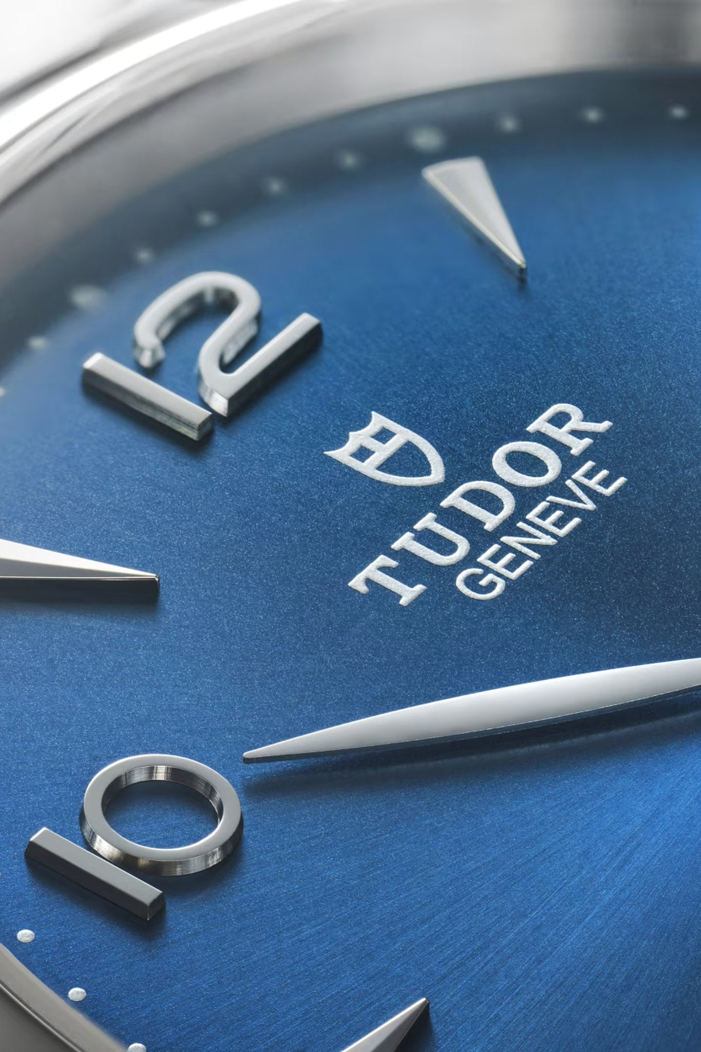 Tudor 1926 Luna rannekello