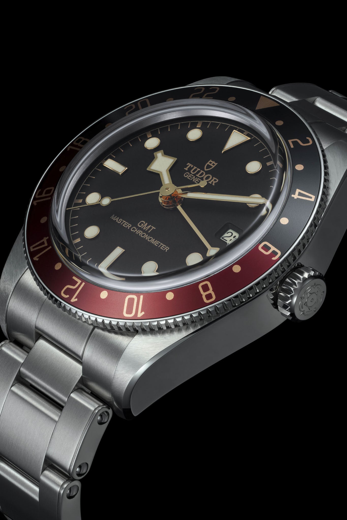 Tudor Black Bay 58 GMT rannekello