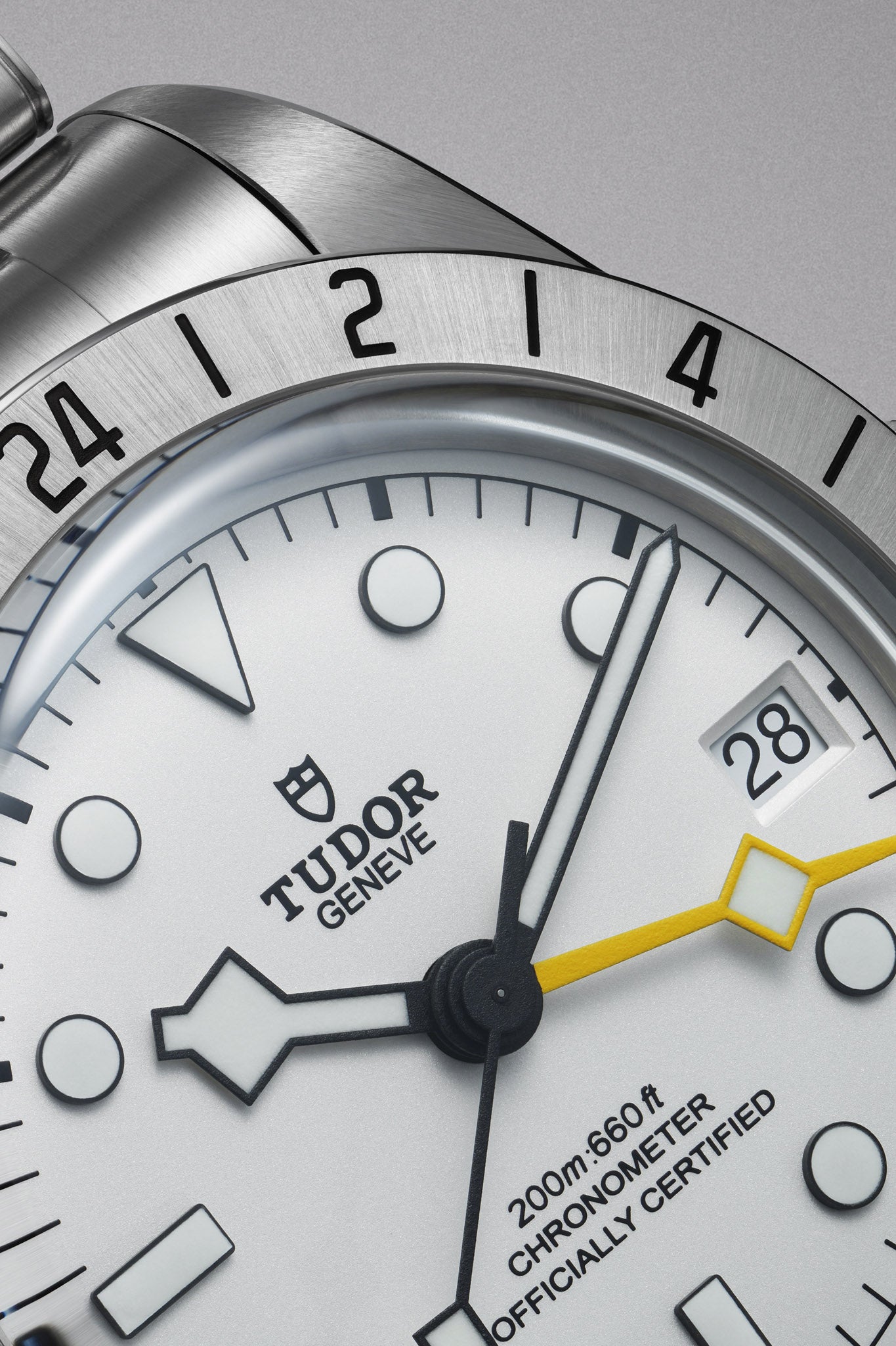 Tudor Black Bay Pro rannekello