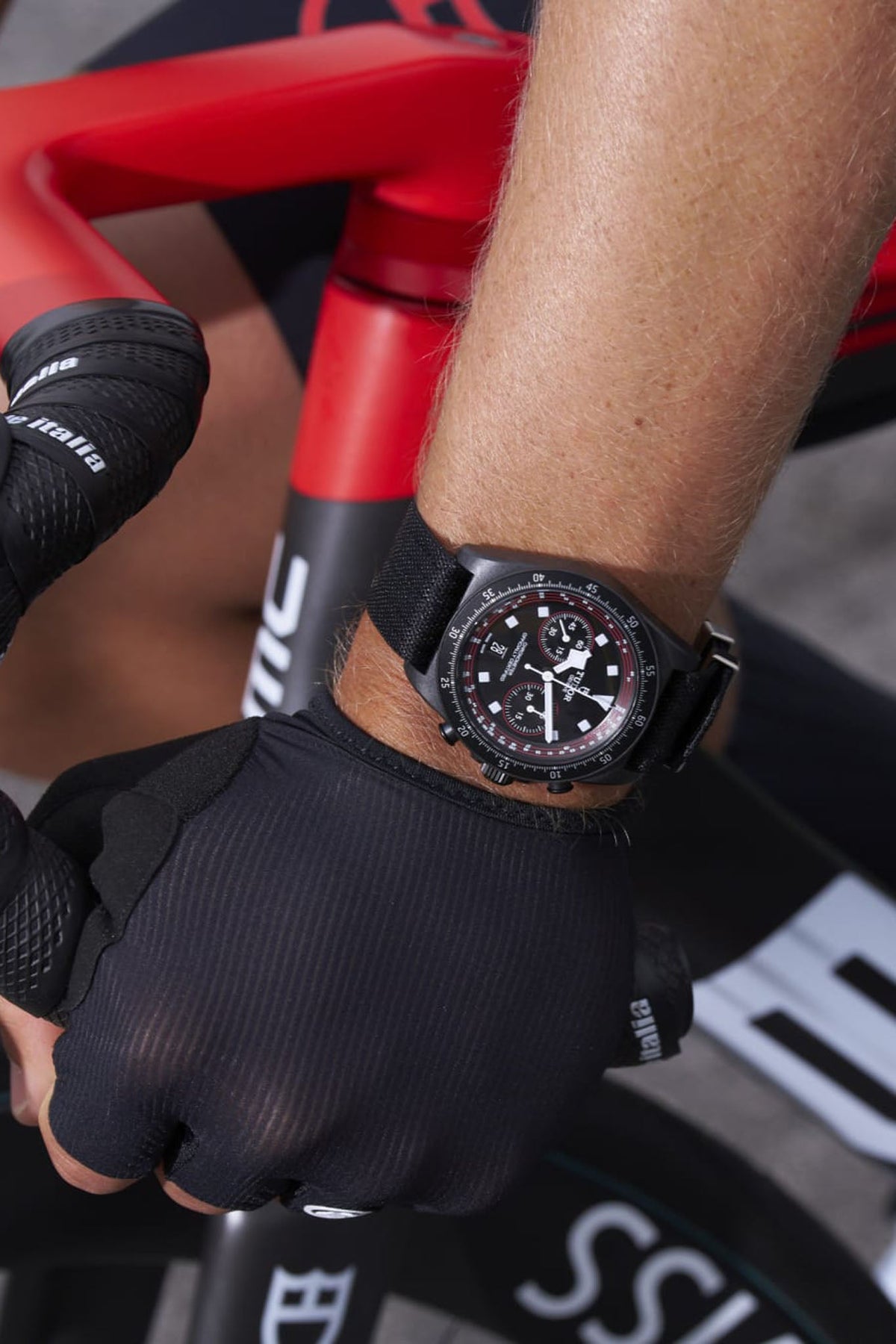 Tudor Pelagos FXD Chrono Carbon M25827KN-0001